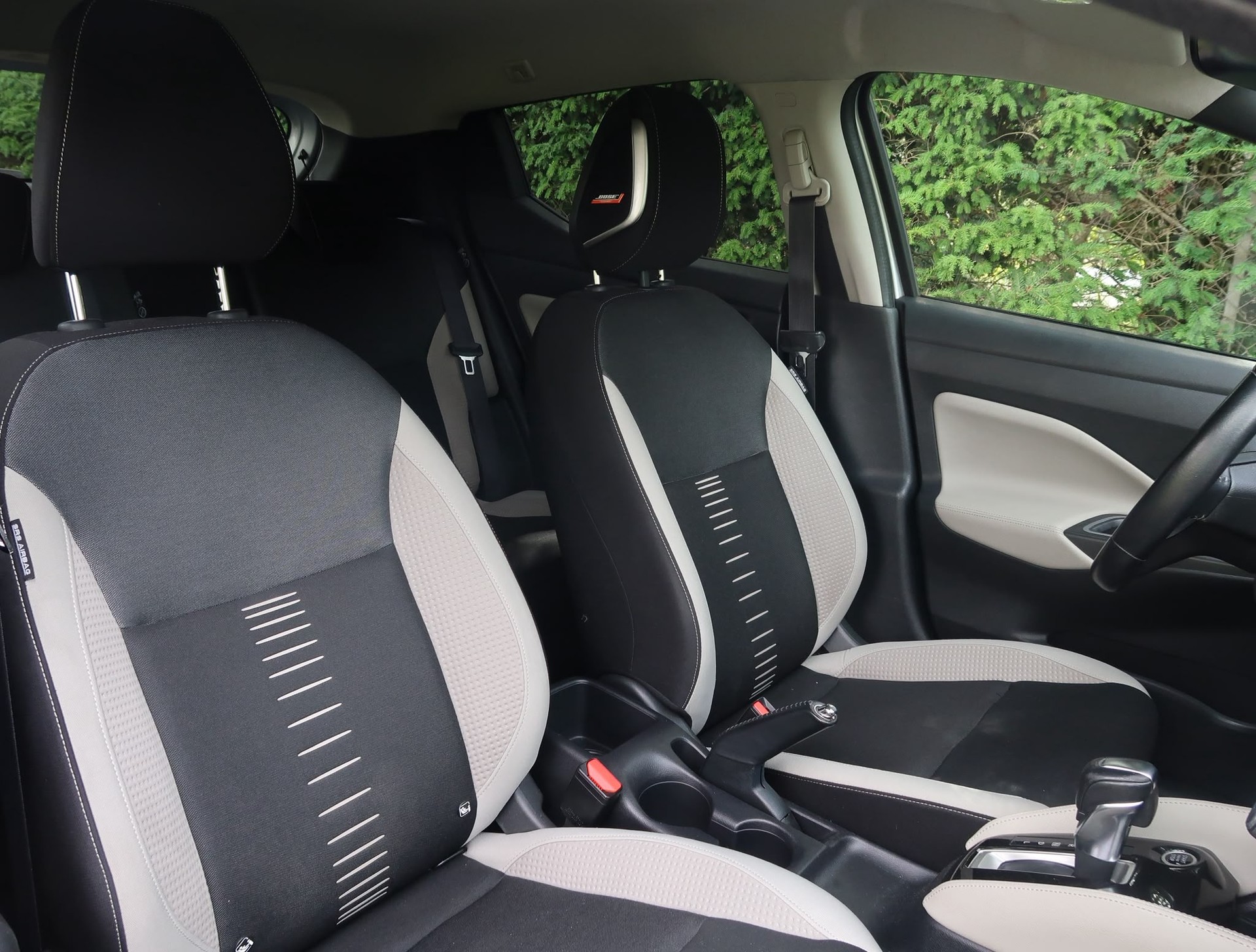 NISSAN Micra IG-T 100 Xtronic tekna (édition)-image-13