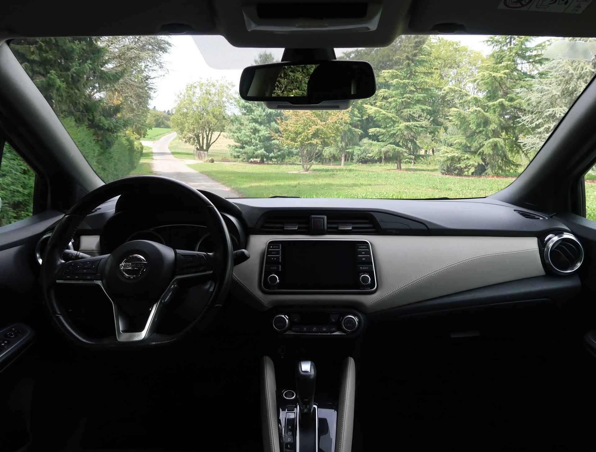 NISSAN Micra IG-T 100 Xtronic tekna (édition)-image-9