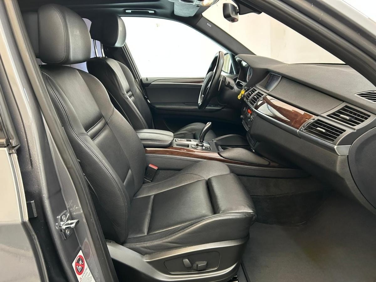 BMW X5 xDrive M Steptronic-image-7