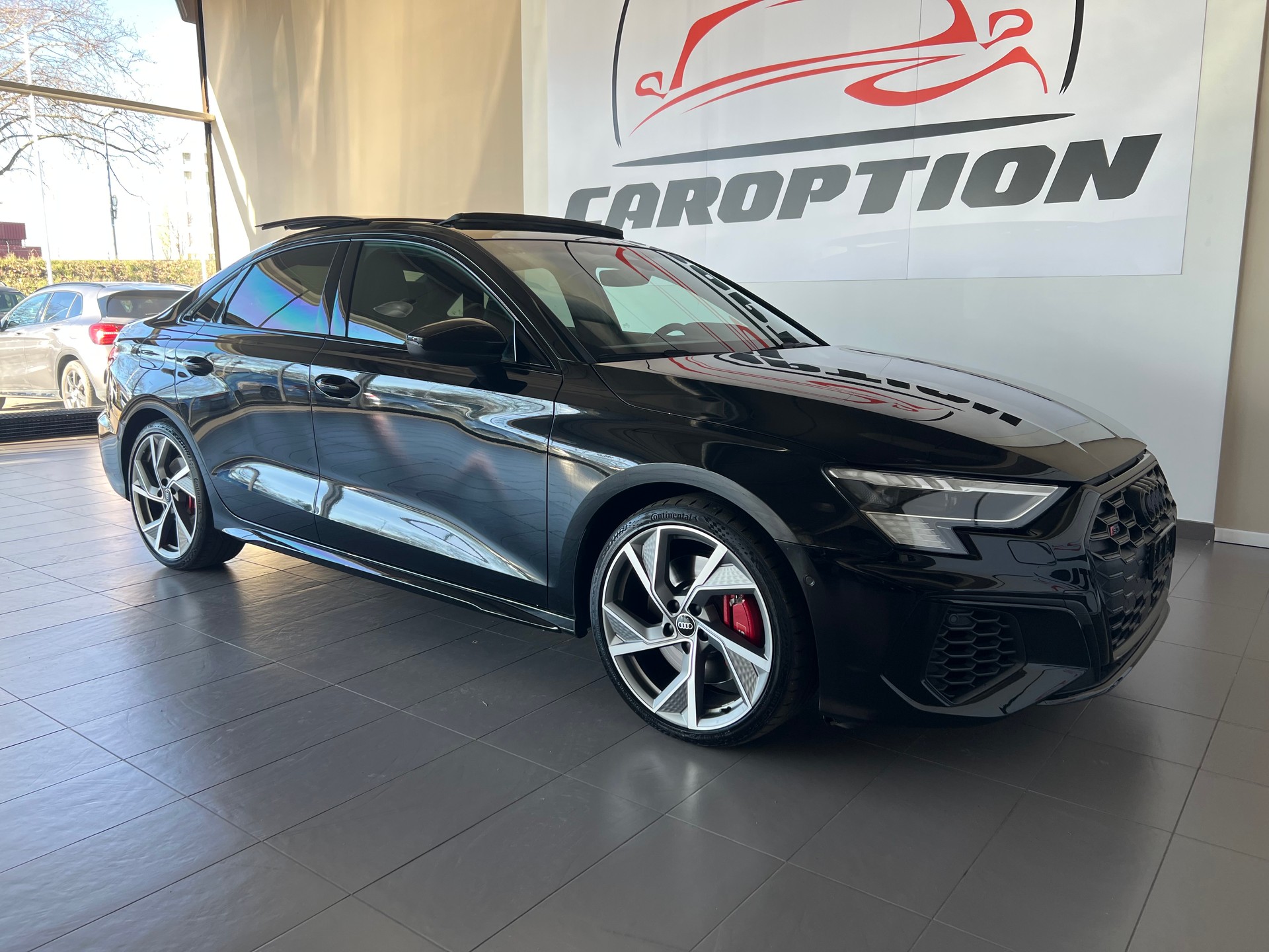 AUDI S3 Limousine 2.0 TFSI quattro S-tronic-showroom-element-1