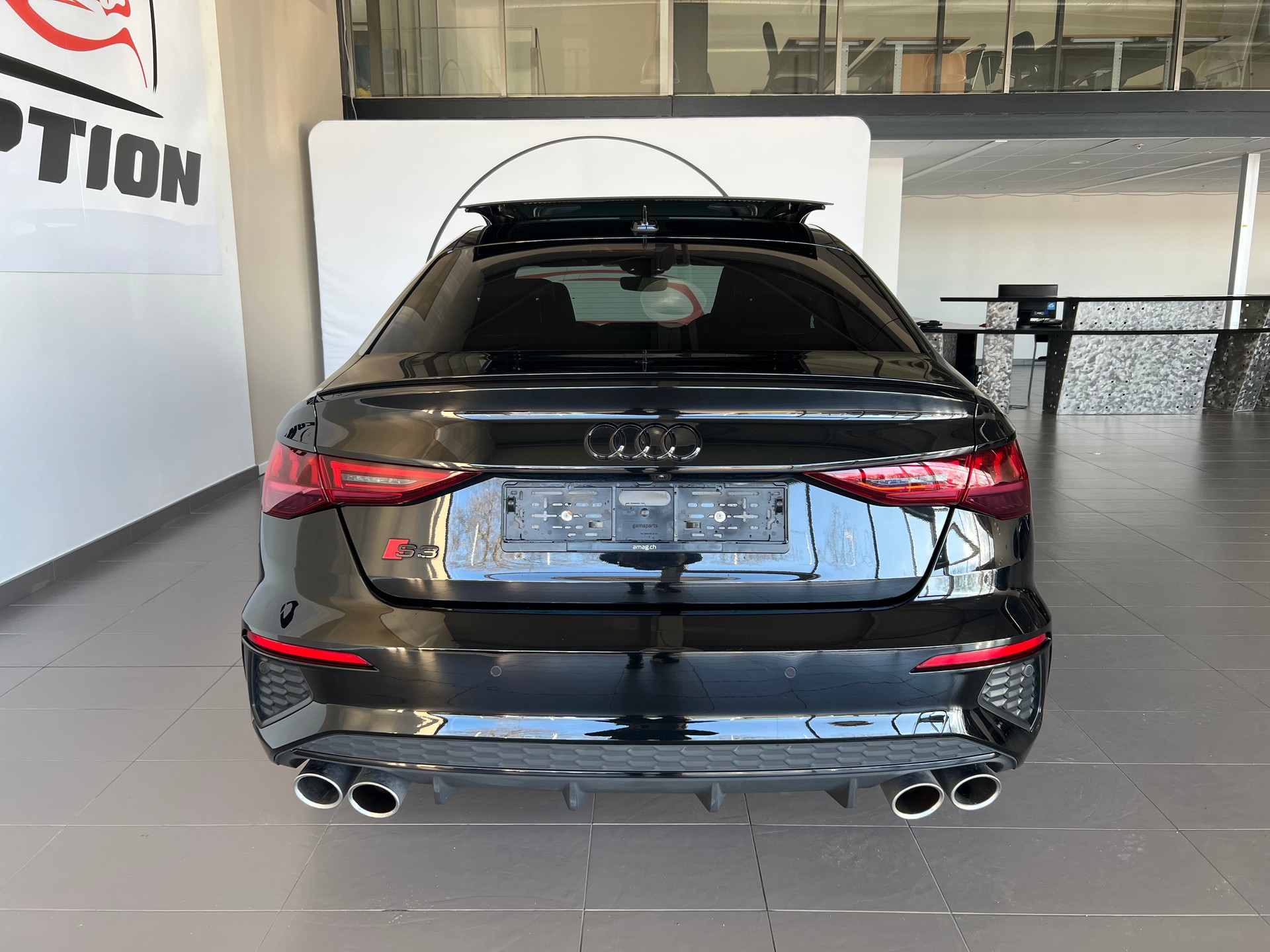 AUDI S3 Limousine 2.0 TFSI quattro S-tronic-image-9