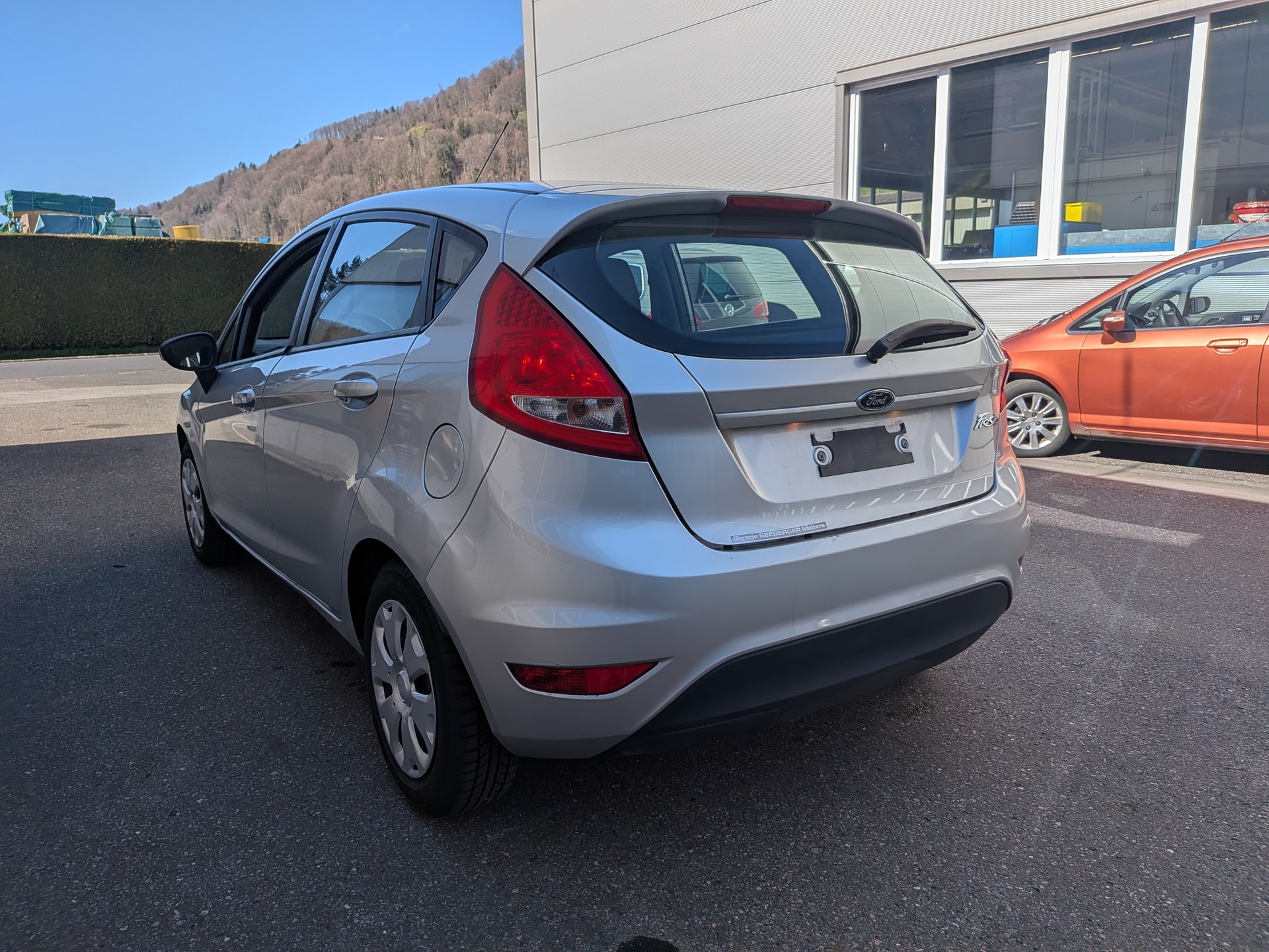 FORD Fiesta 1.25 16V Ambiente-image-2