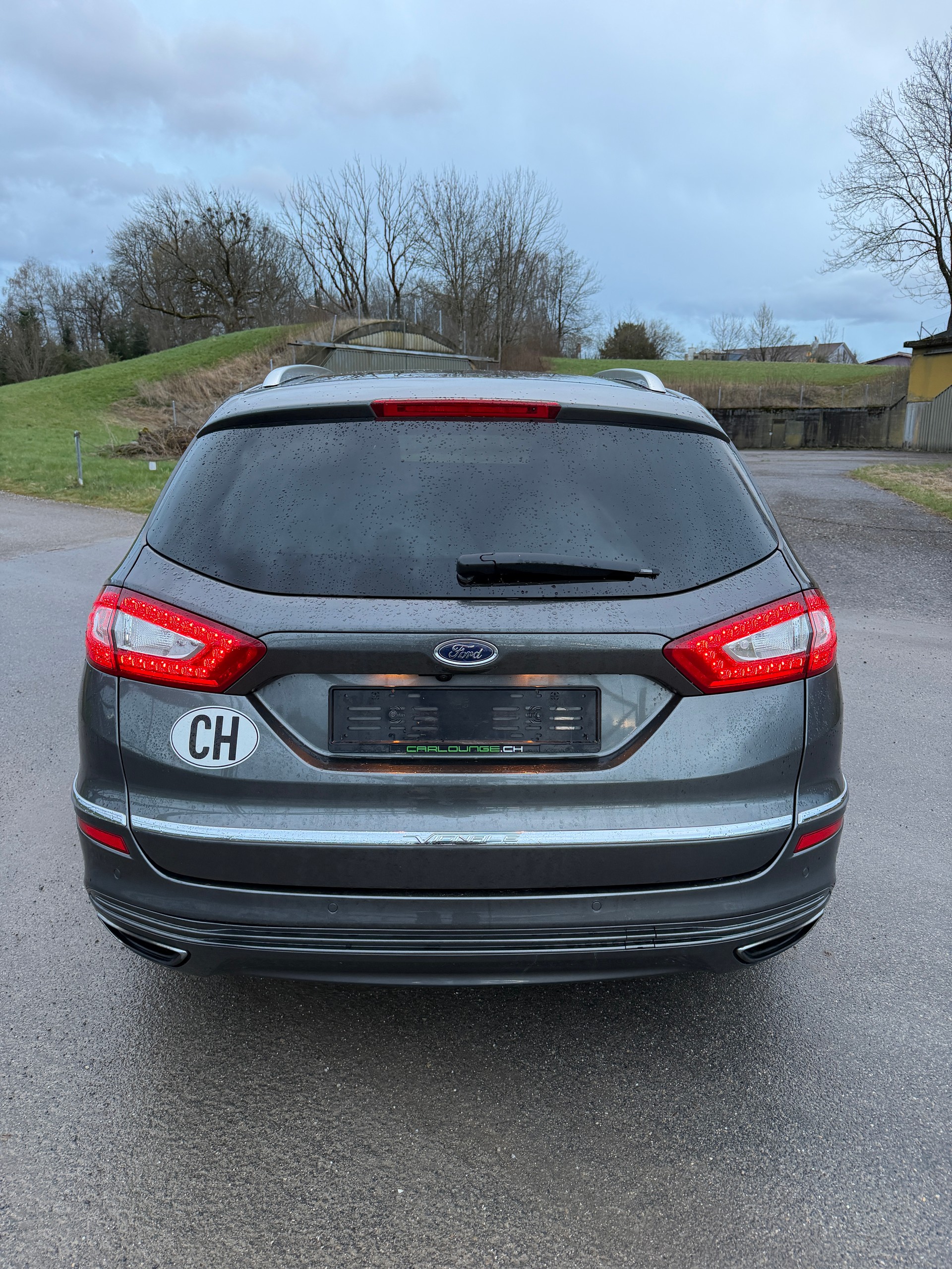 FORD Mondeo 2.0 EcoBoost SCTi Vignale Automatic-image-5