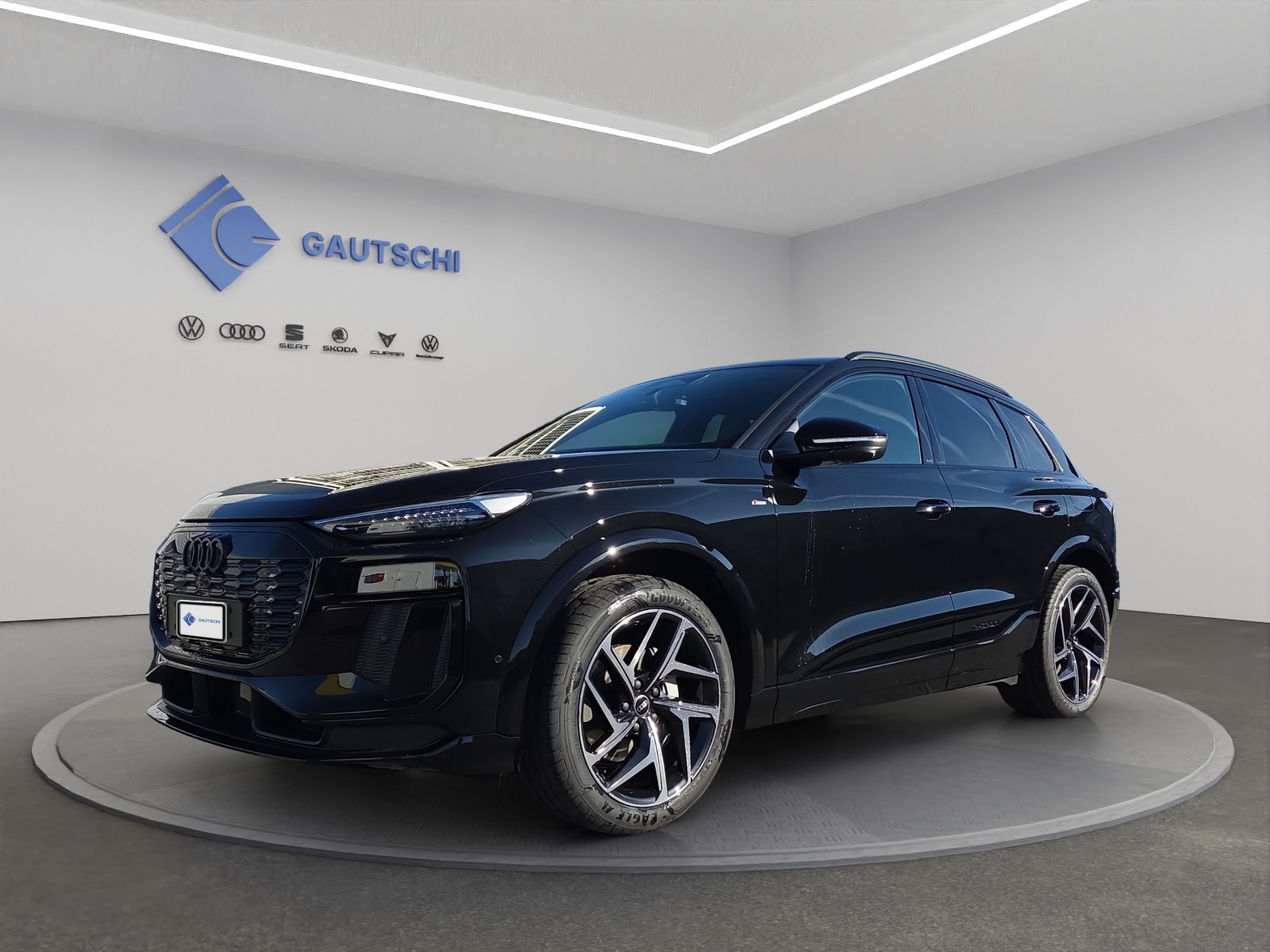 AUDI Q6 e-tron quattro-image-0