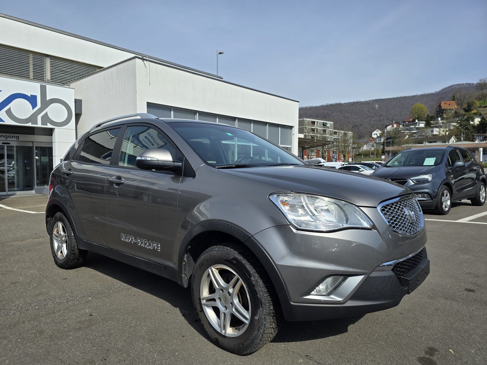 KGM-SsangYong Korando 2.0i Quartz 4WD-image-2