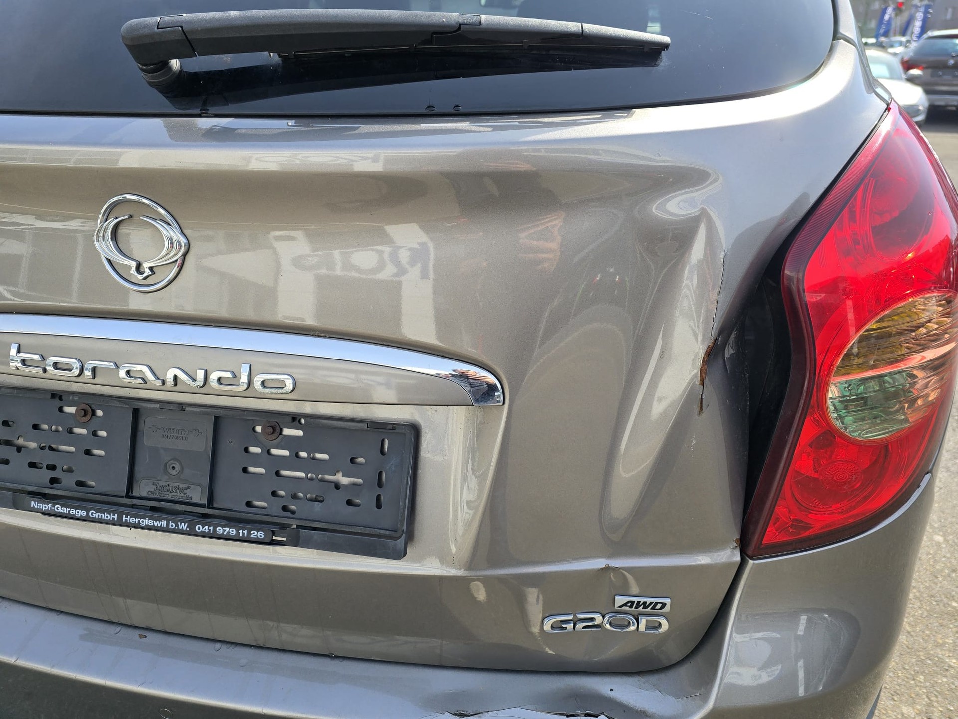 KGM-SsangYong Korando 2.0i Quartz 4WD-image-10