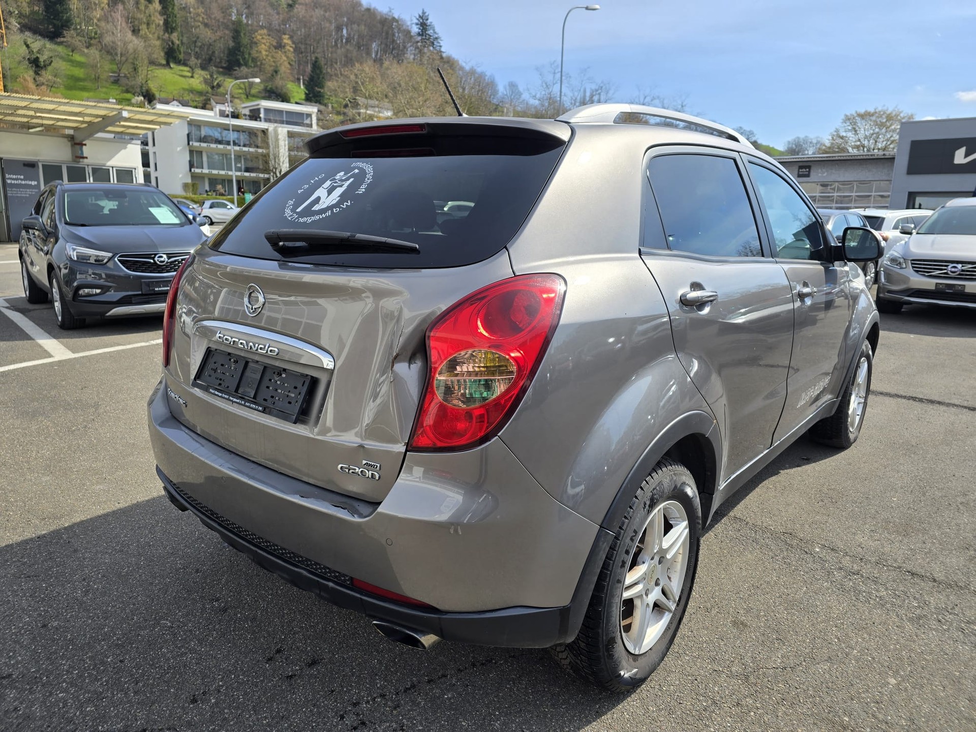 KGM-SsangYong Korando 2.0i Quartz 4WD-image-3