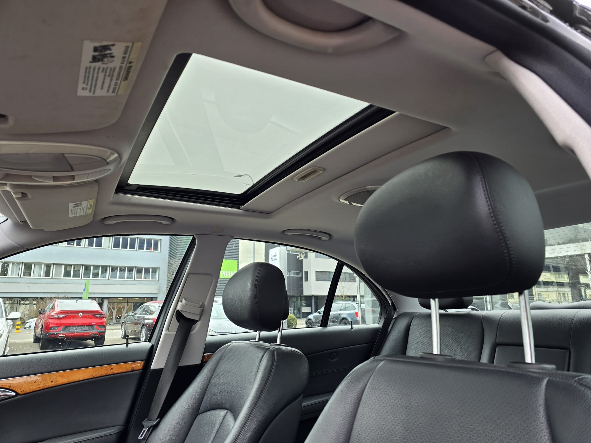 KGM-SsangYong Korando 2.0i Quartz 4WD-image-11