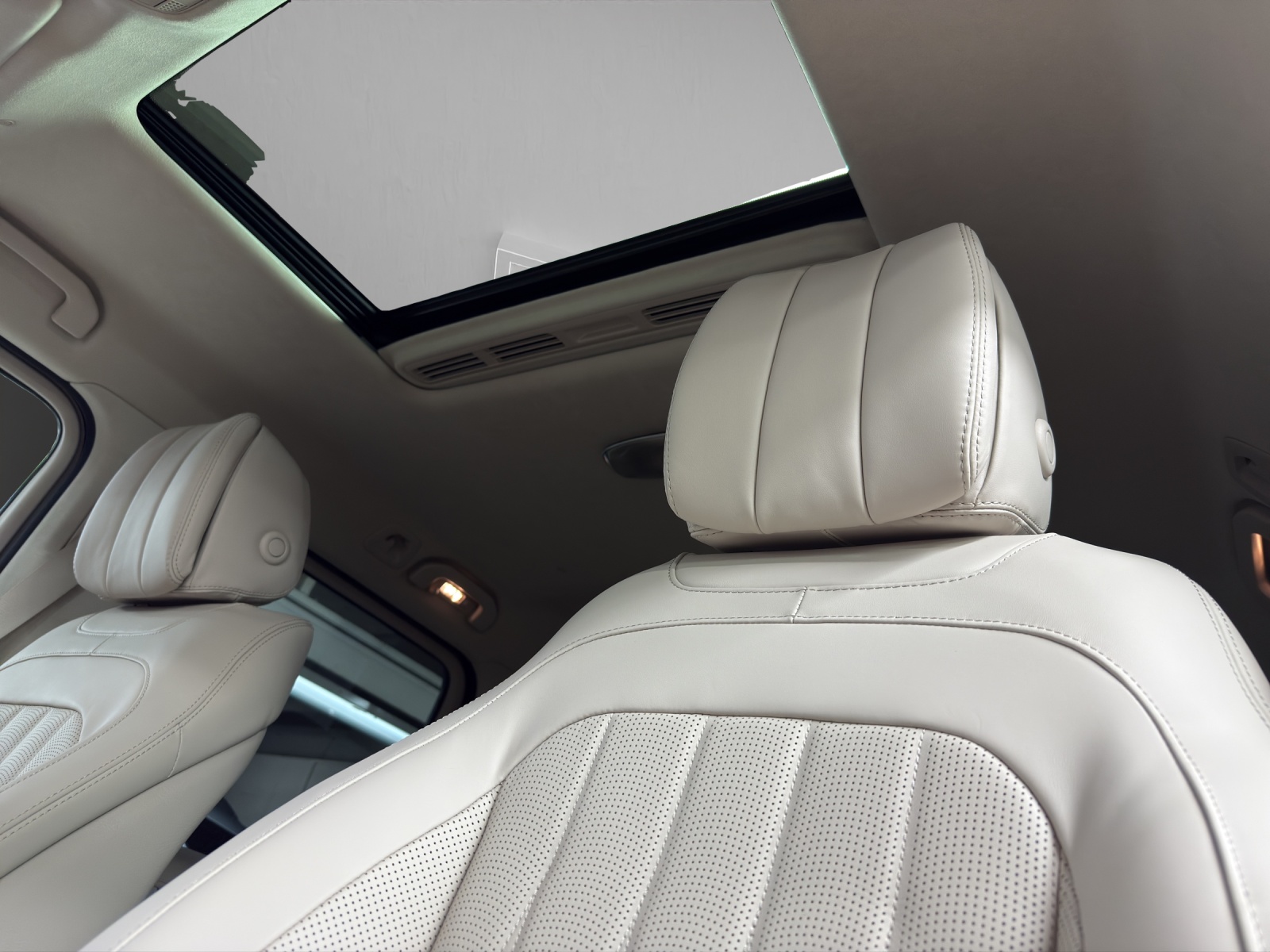 MERCEDES-BENZ G 450d 9G-Tronic-image-13