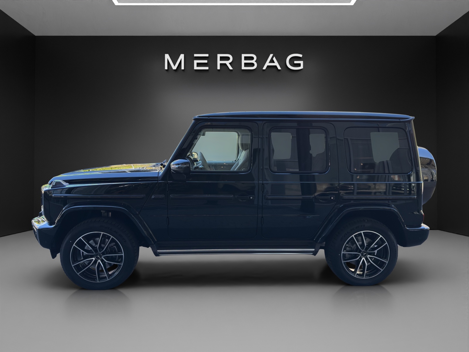 MERCEDES-BENZ G 450d 9G-Tronic-image-1