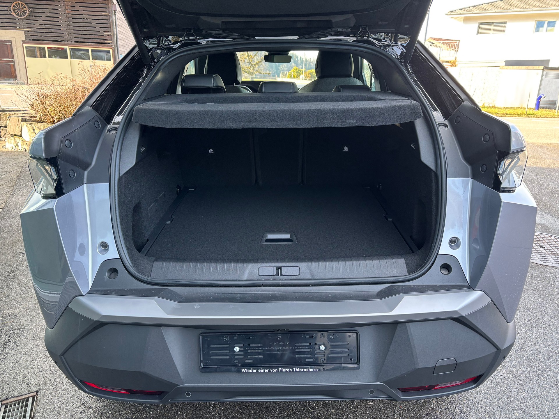 PEUGEOT 3008 145 e-DCS6 Hybrid GT-image-4