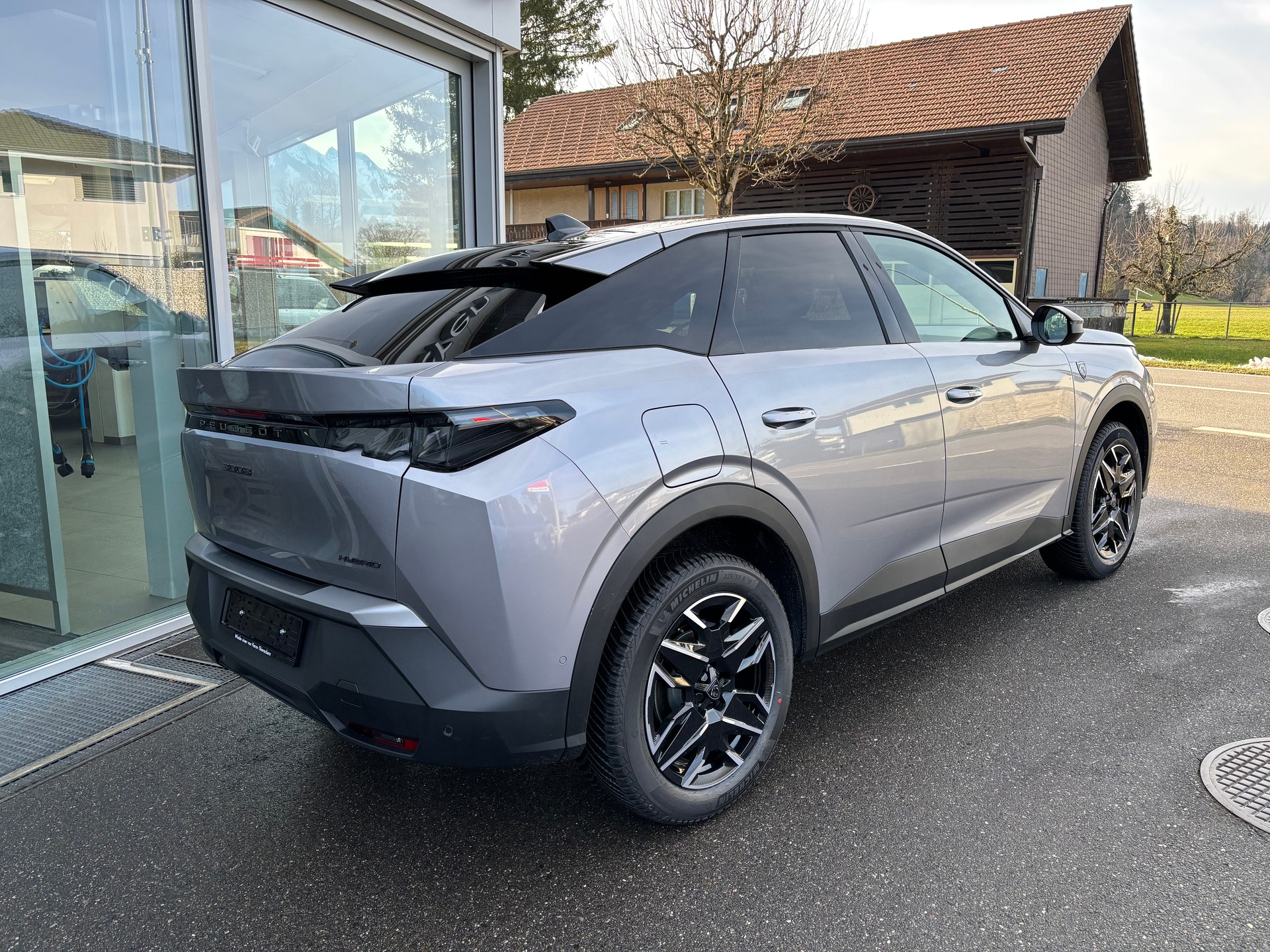 PEUGEOT 3008 145 e-DCS6 Hybrid GT-image-3
