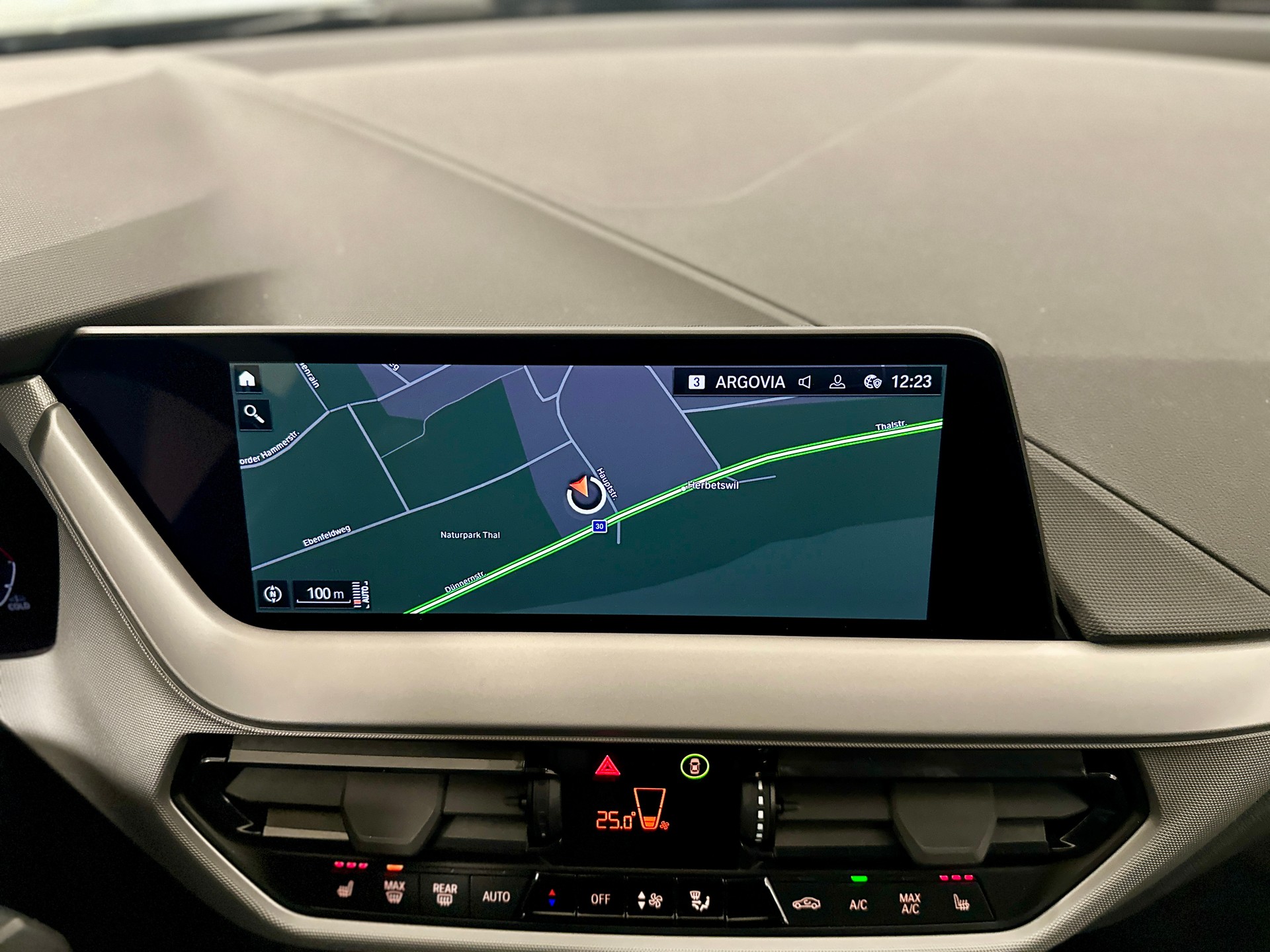 BMW 118i Steptronic-image-14