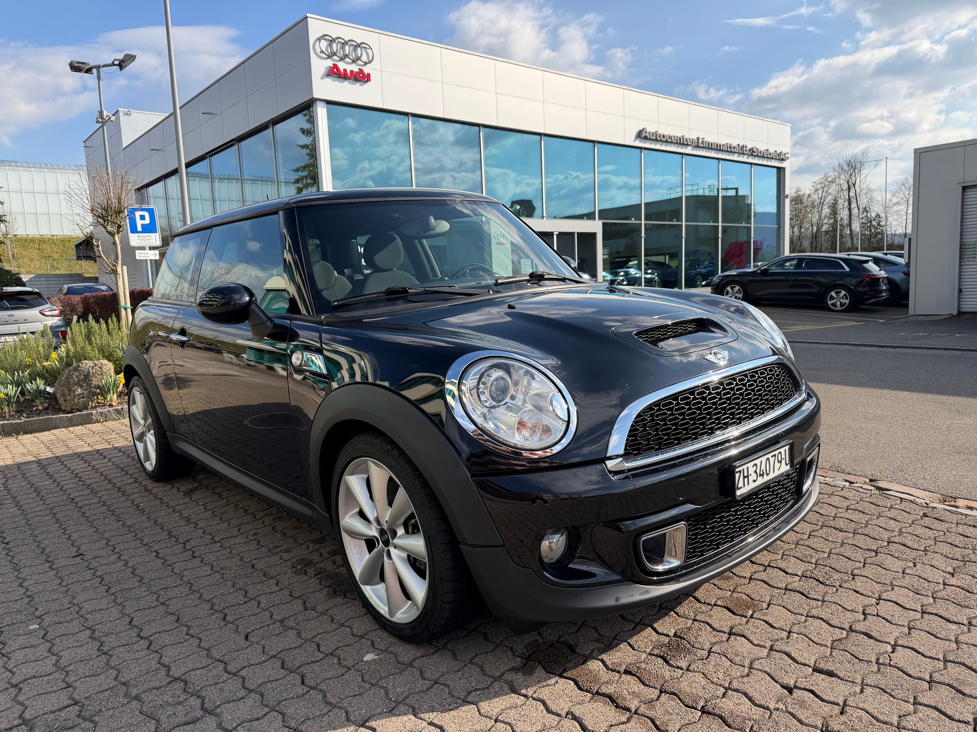 MINI Cooper S-image-0
