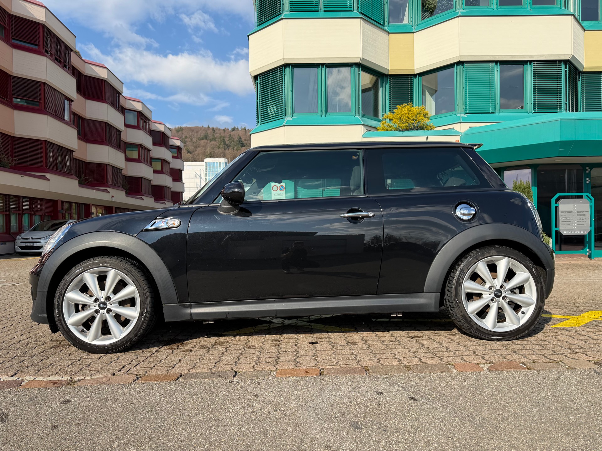 MINI Cooper S-image-4