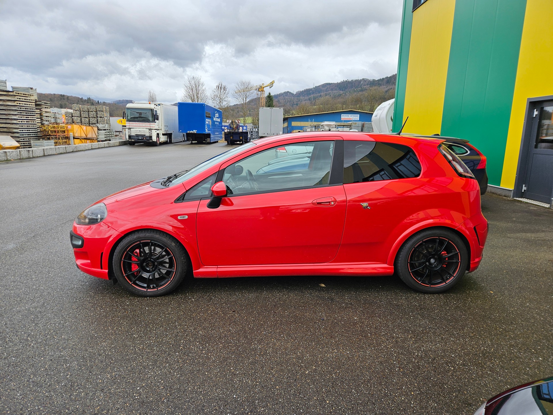 FIAT Punto 1.4 16V Turbo Abarth Supersport-image-5