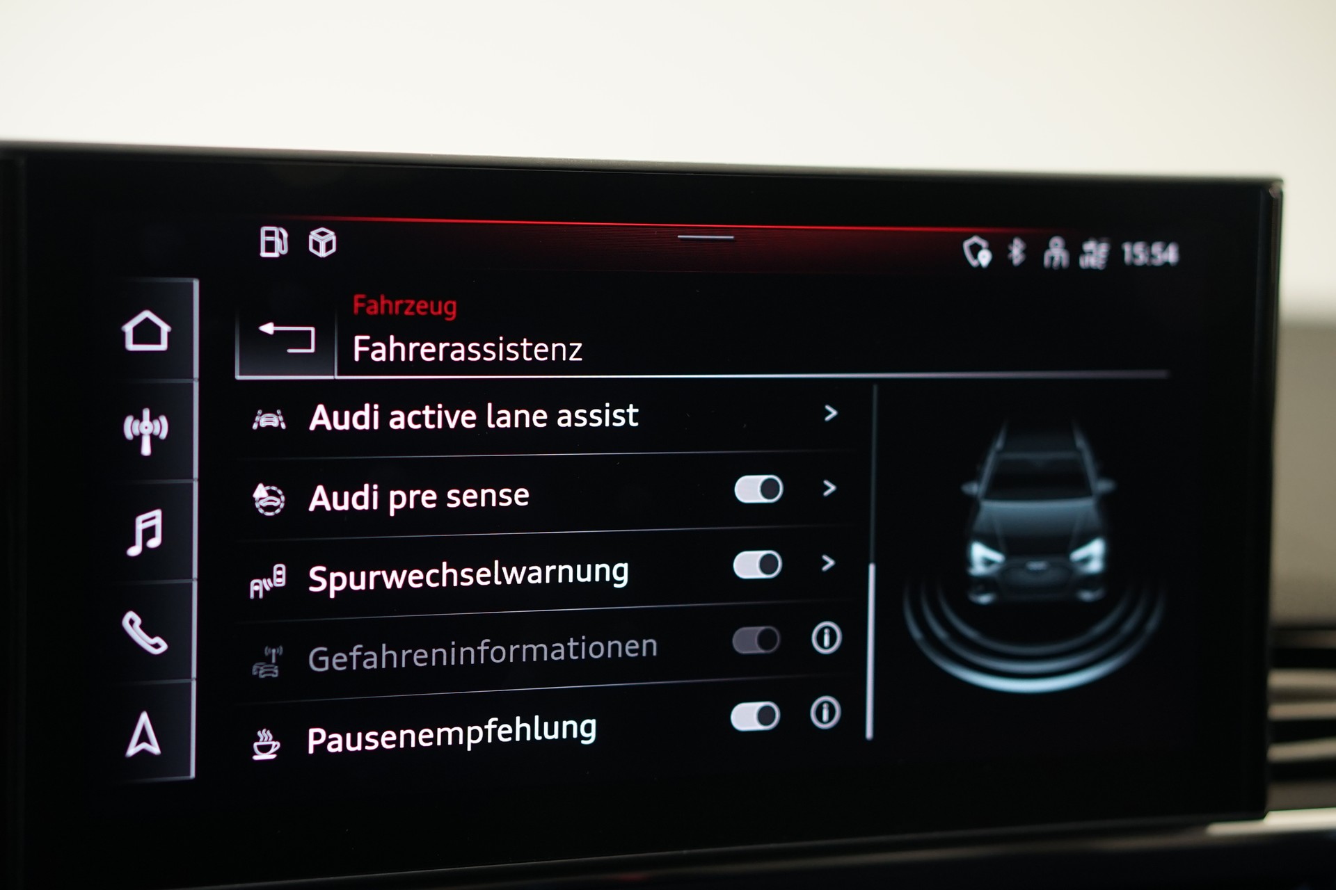 AUDI RS4 Avant quattro tiptronic *Audi exclusive* *Voll-Carbon*-image-28