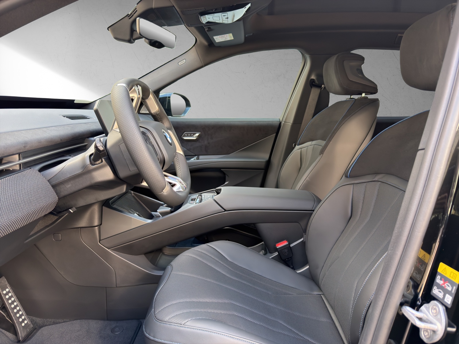 BMW iX3 50 xDrive M Sport-image-14