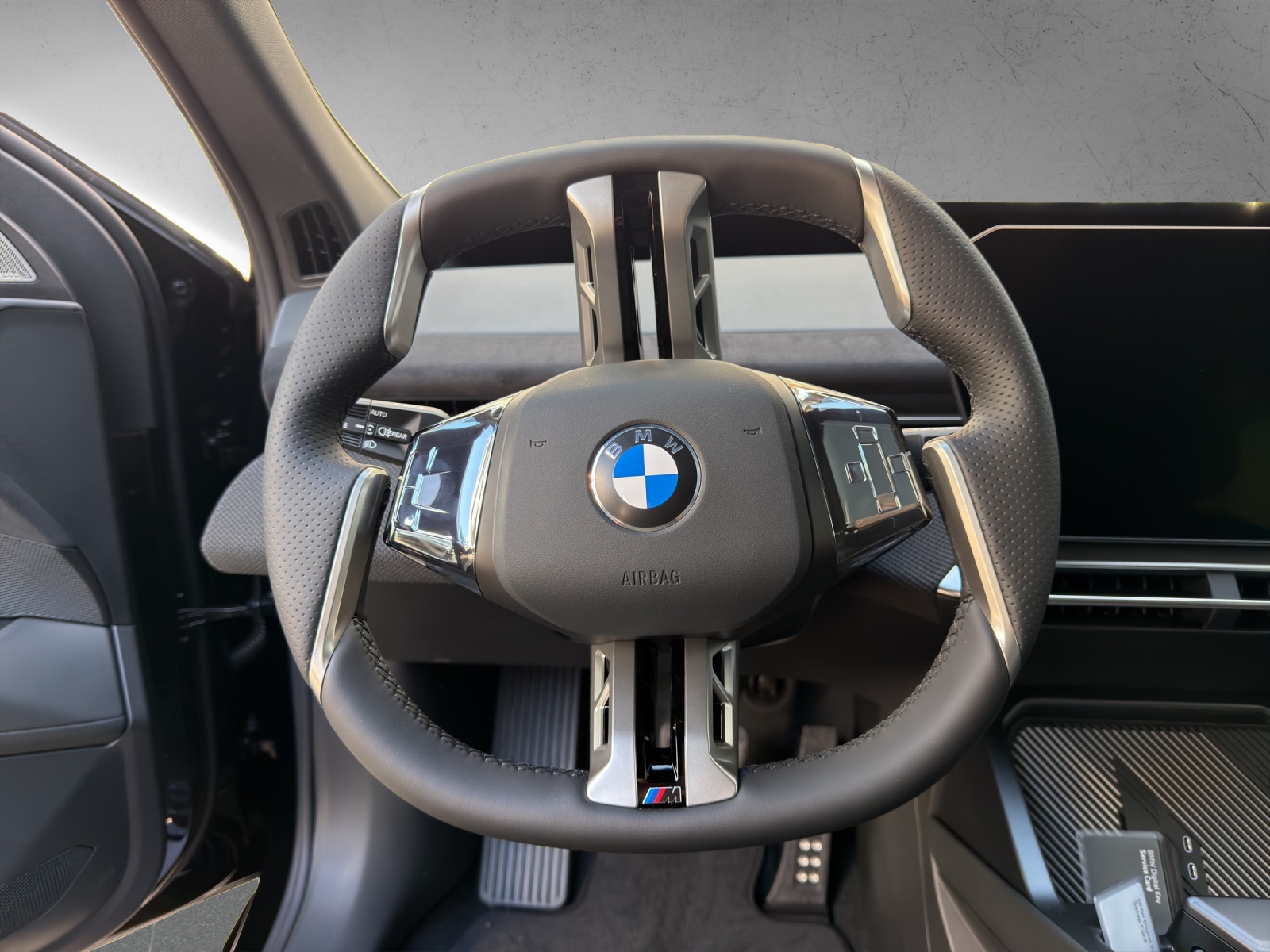 BMW iX3 50 xDrive M Sport-image-11
