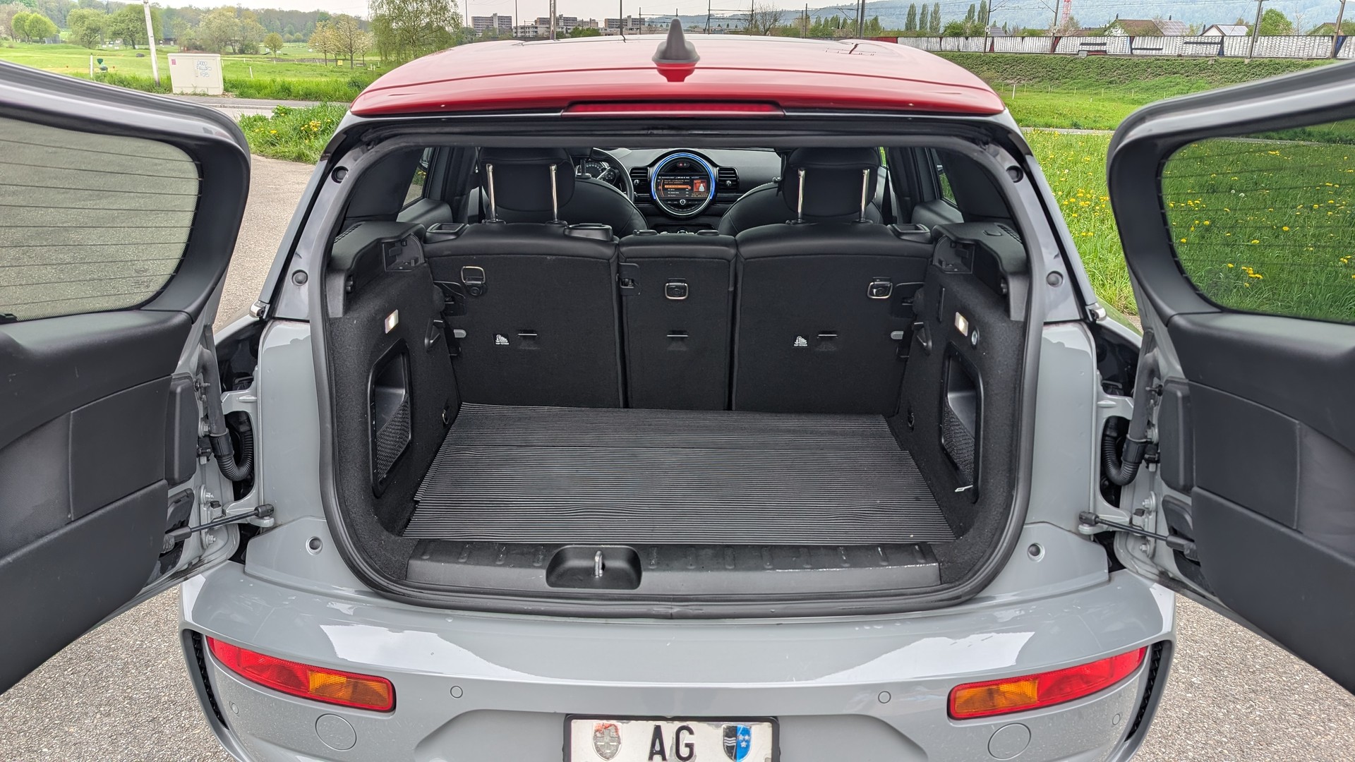 MINI Clubman Cooper John Cooper Works ALL4 Steptronic-image-4