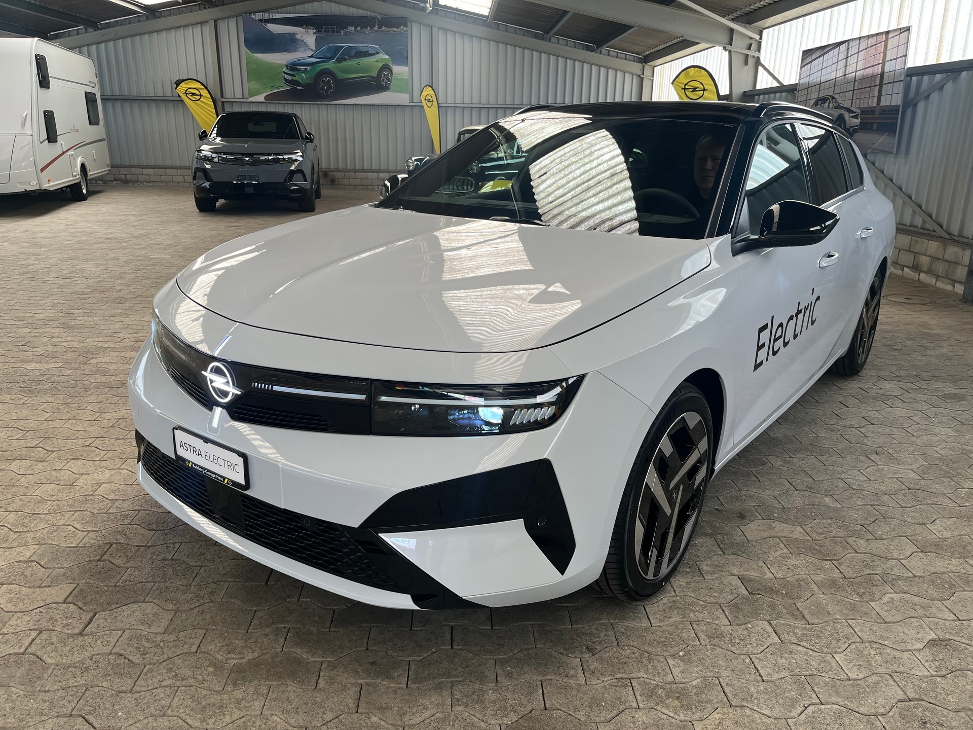 OPEL Astra Sports Tourer 58 kWh Ultimate