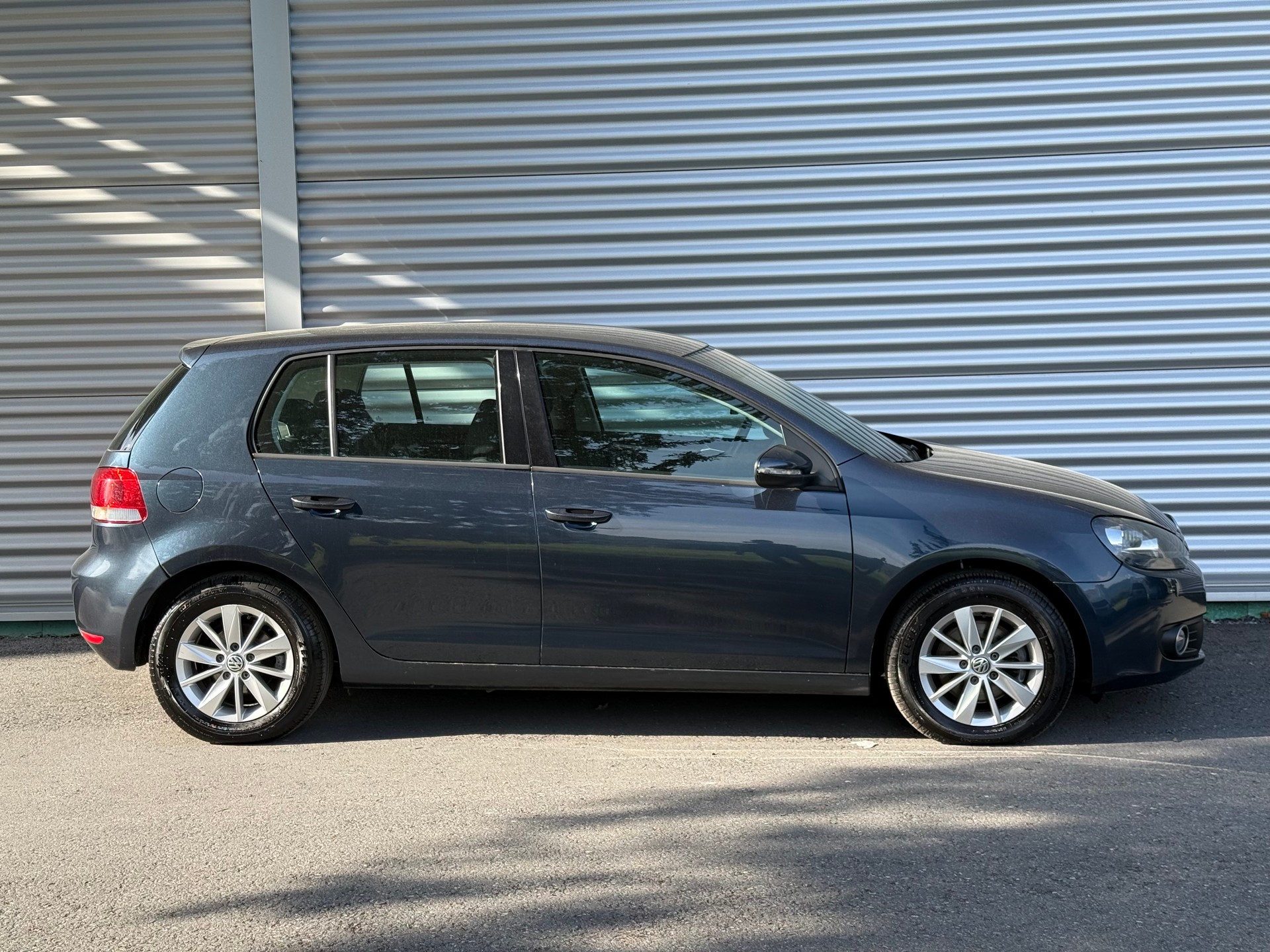 VW Golf 1.4 TSI Trendline-image-1