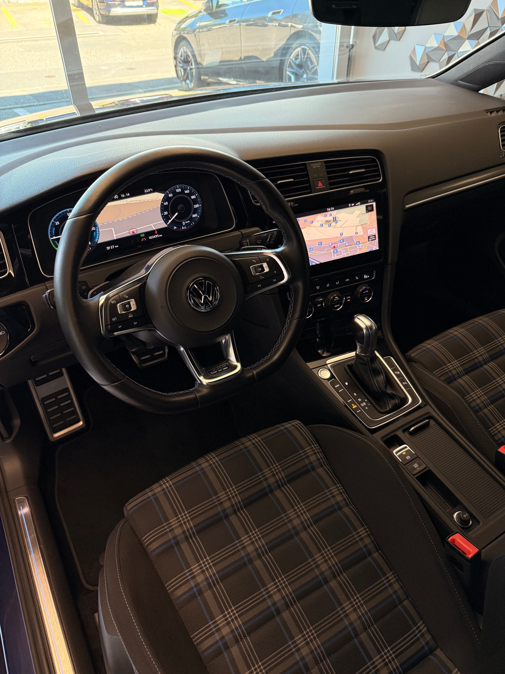 VW Golf 1.4 TSI GTE DSG Facelift-image-4