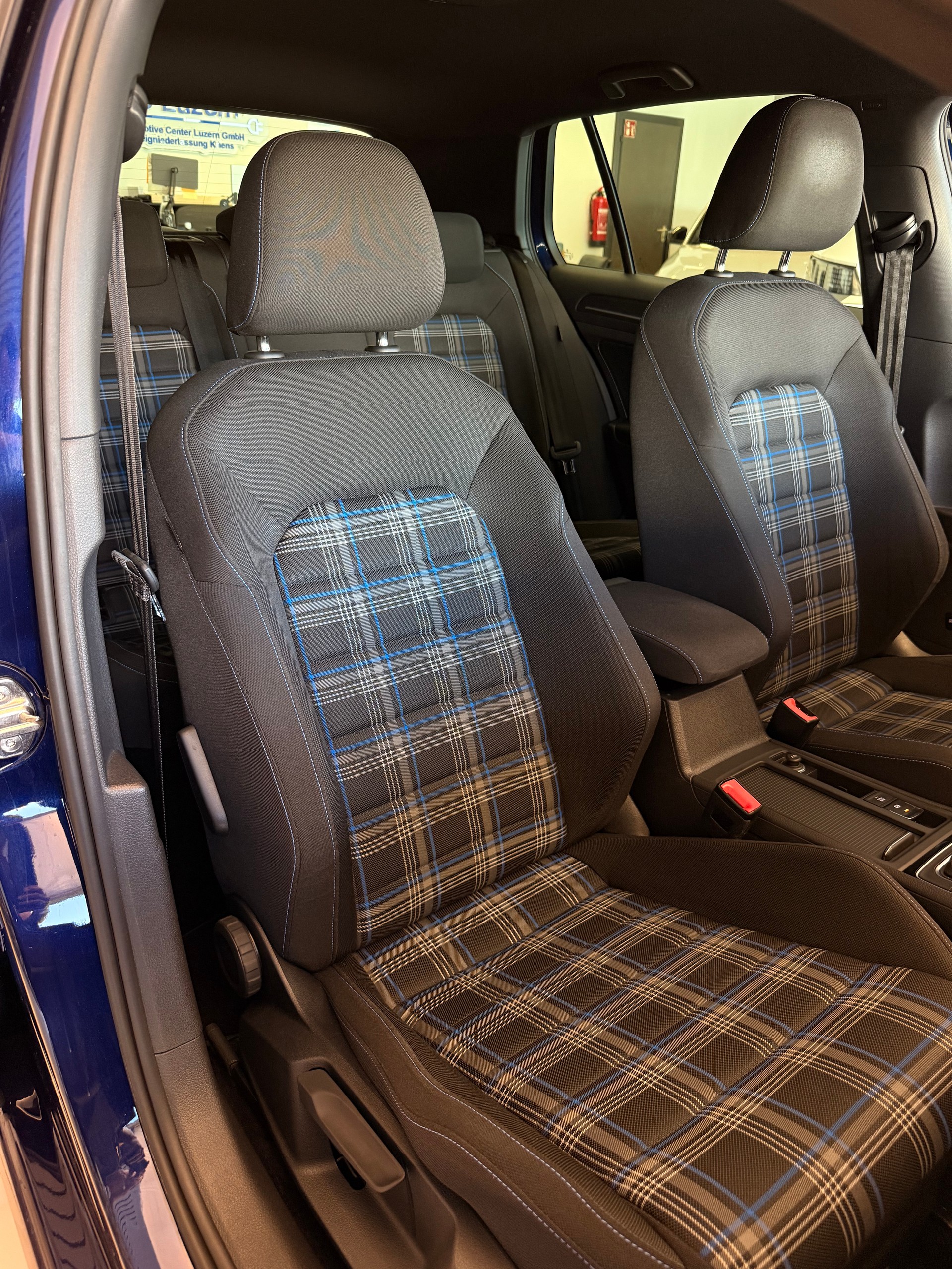 VW Golf 1.4 TSI GTE DSG Facelift-image-12