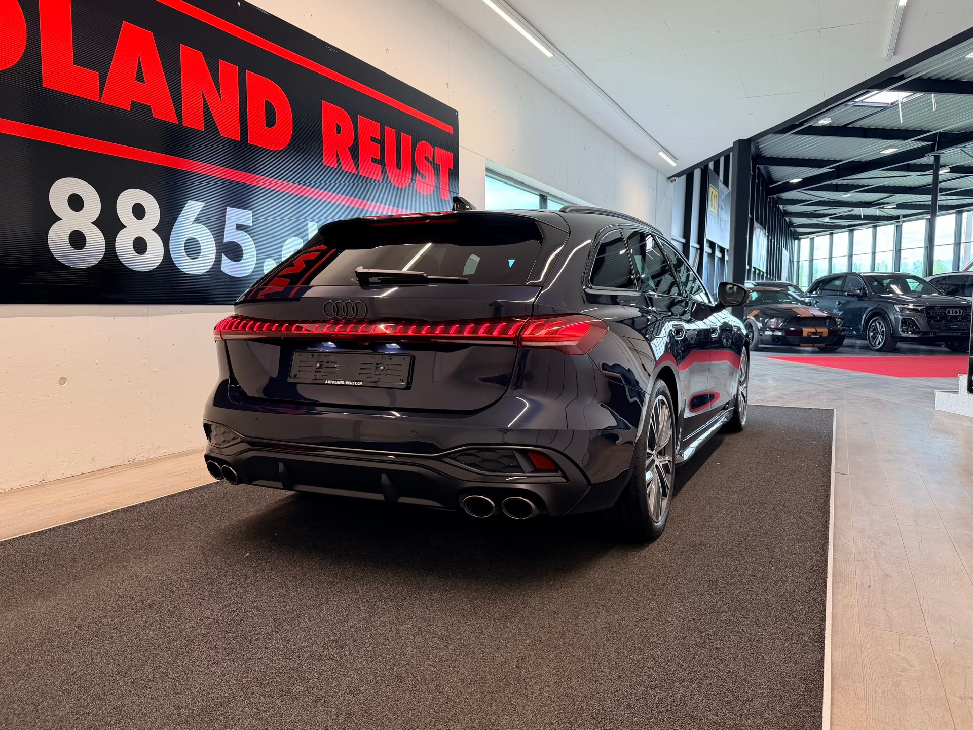 AUDI S5 Avant TFSI quattro S tronic-image-6