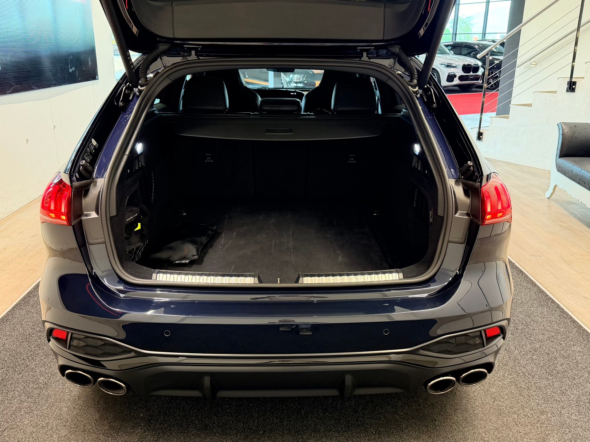AUDI S5 Avant TFSI quattro S tronic-image-10