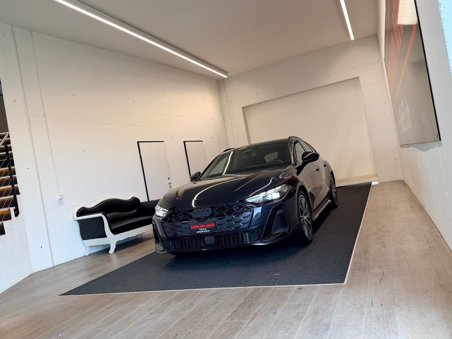 AUDI S5 Avant TFSI quattro S tronic-image-2