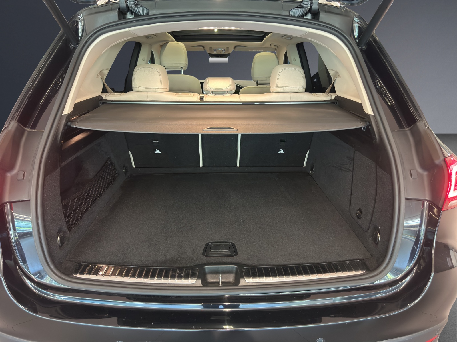 MERCEDES-BENZ GLE 300 d 4Matic-image-13