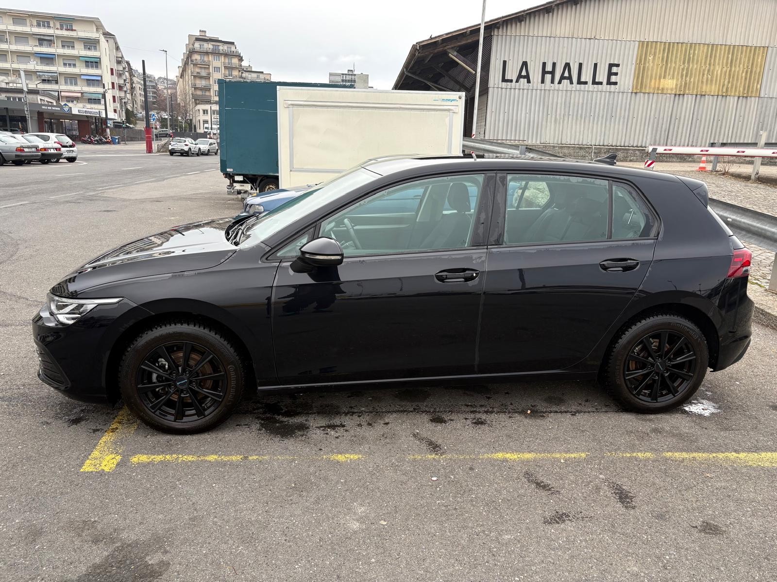 VW Golf 1.0 eTSI mHEV ACTLife DSG-image-3