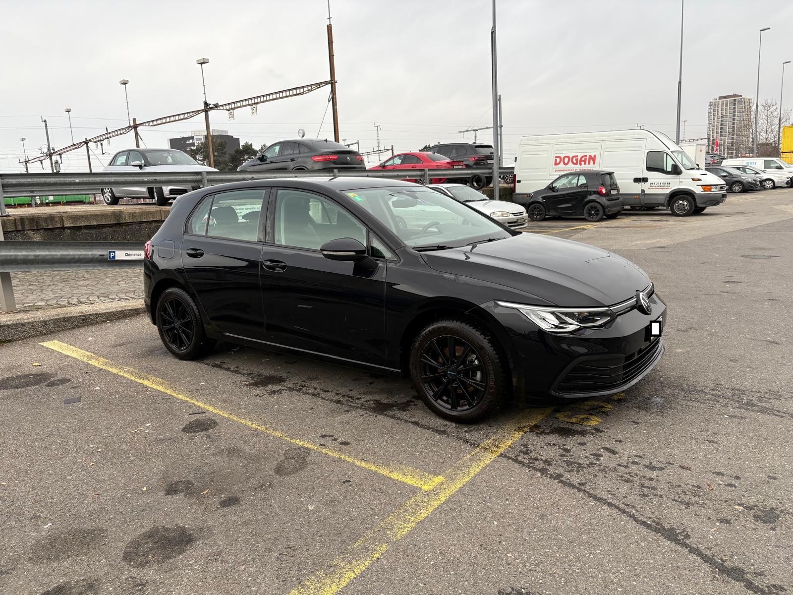VW Golf 1.0 eTSI mHEV ACTLife DSG-image-5
