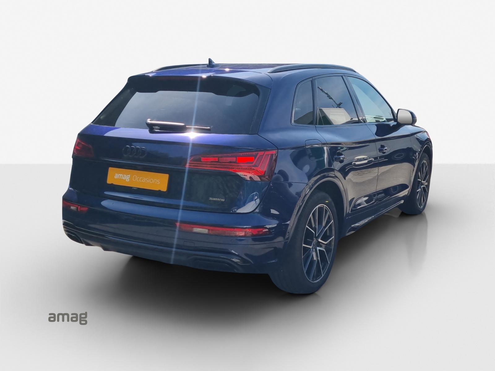 AUDI Q5 55 TFSI e PHEV S line quattro S-tronic-image-5