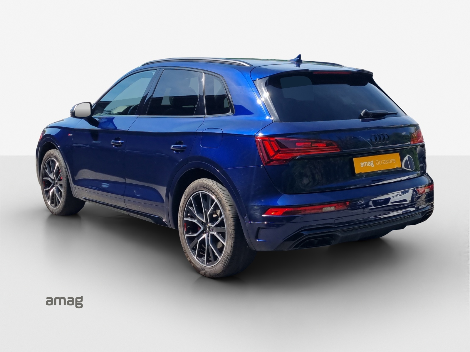 AUDI Q5 55 TFSI e PHEV S line quattro S-tronic-image-2