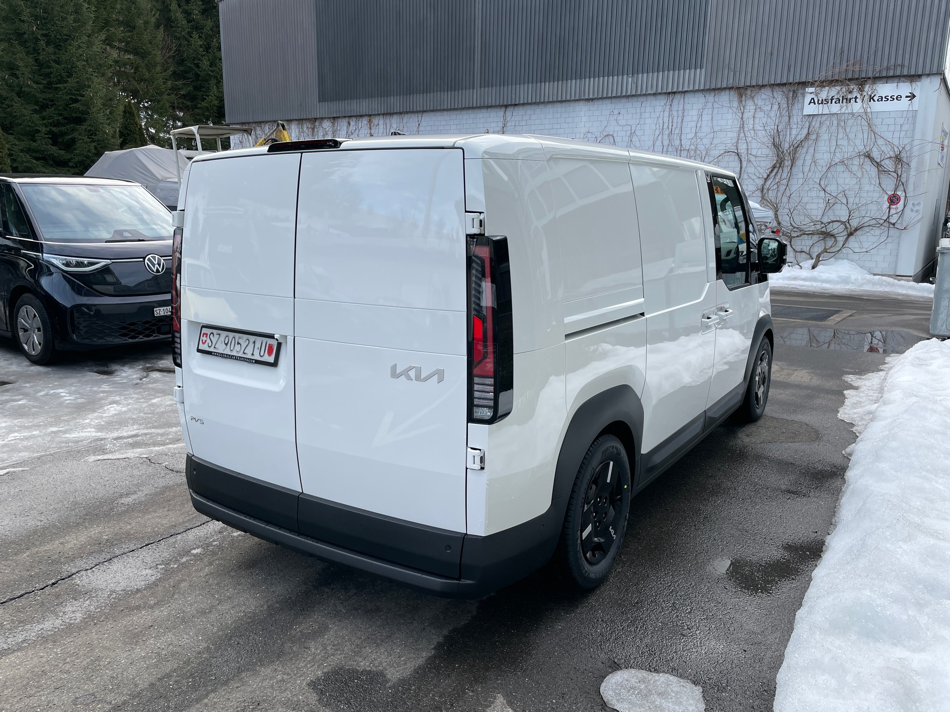 KIA PV5 Cargo 71.2 kWh Elite, Schiebetüre rechts-showroom-element-3
