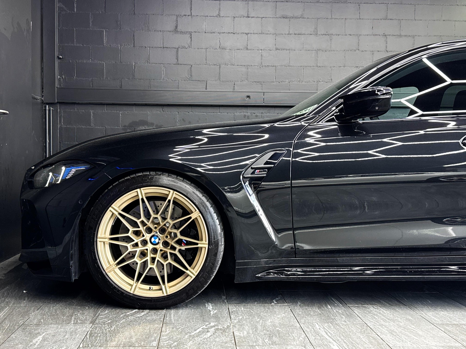 BMW M3 Competition M xDrive-image-6
