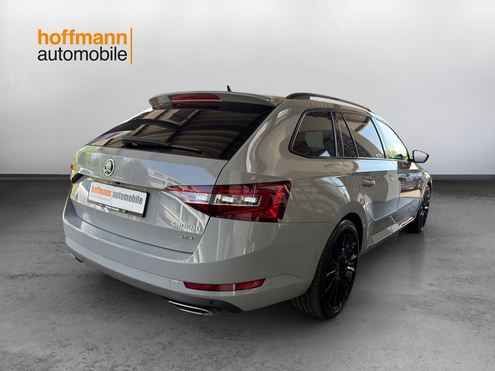 SKODA Superb Combi 2.0 TSI SportLine+ DSG 4x4-image-3