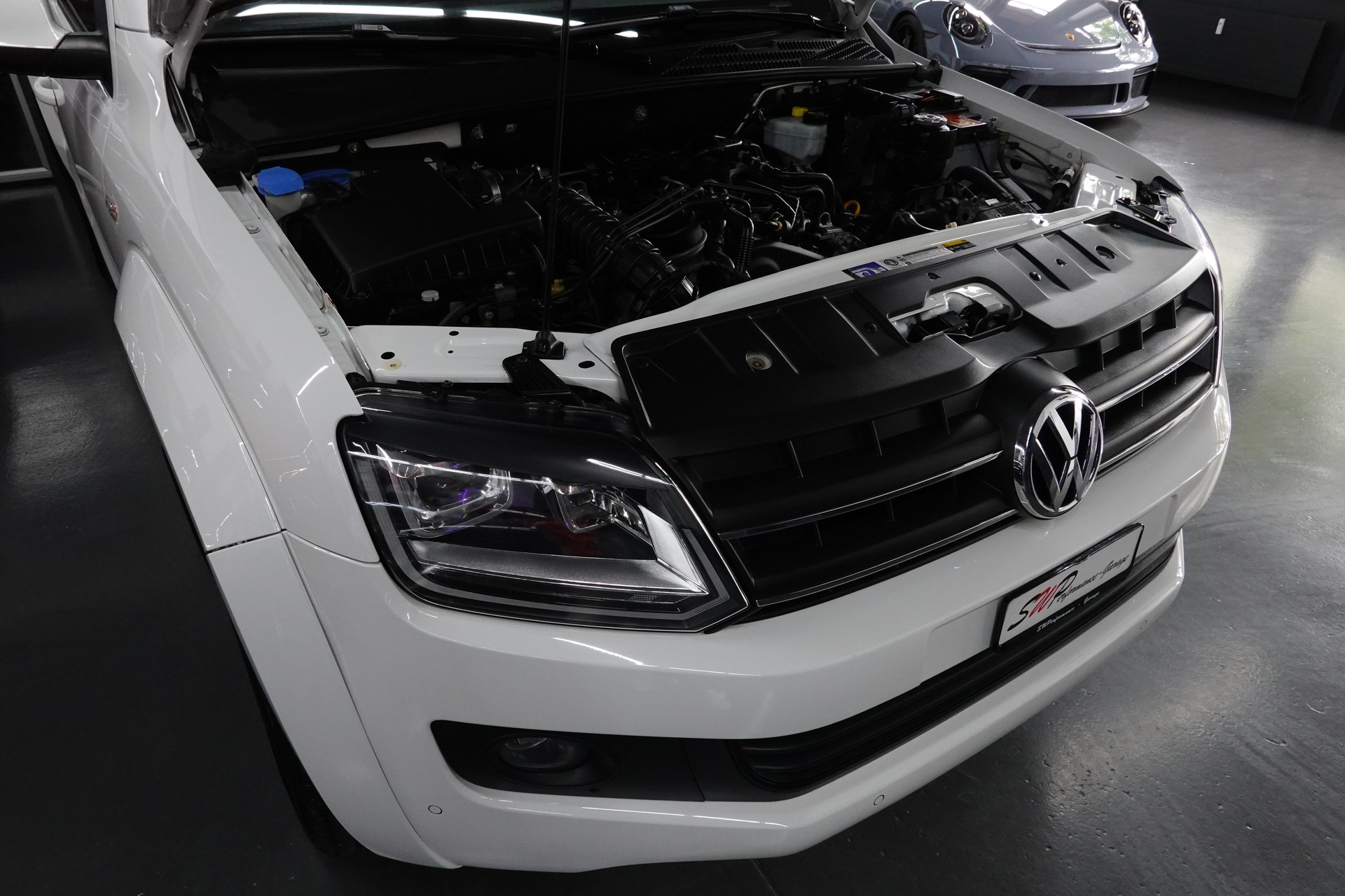 VW AMAROK 2.0 BiTDI ULTIMATE WHITE 4-MOTION PICK-UP 3200kg AHL-image-4