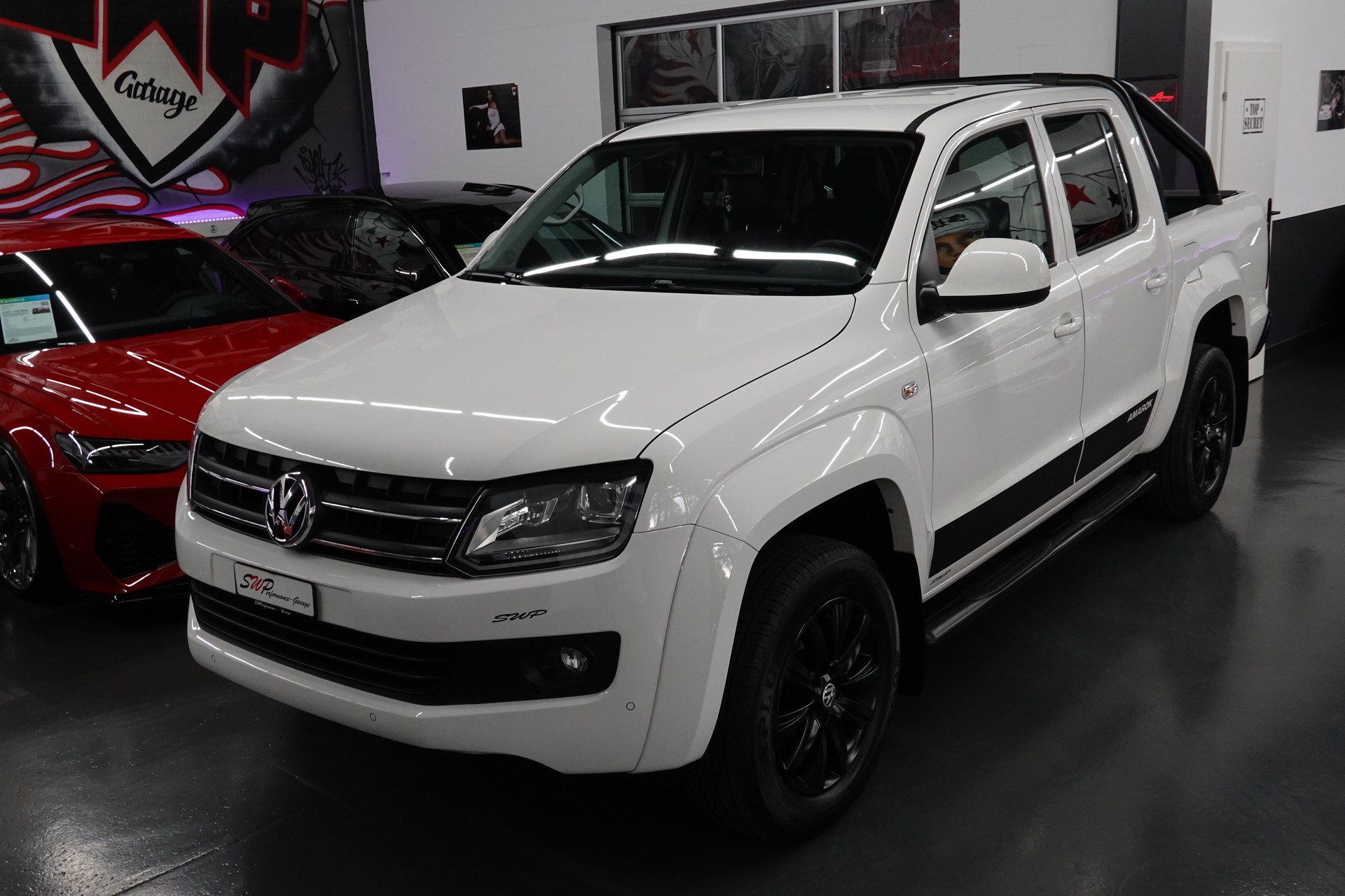 VW AMAROK 2.0 BiTDI ULTIMATE WHITE 4-MOTION PICK-UP 3200kg AHL-showroom-element-2