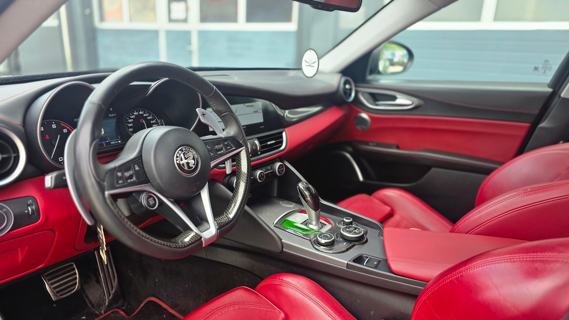ALFA ROMEO Giulia 2.0 Veloce Q4 Automatic-image-8