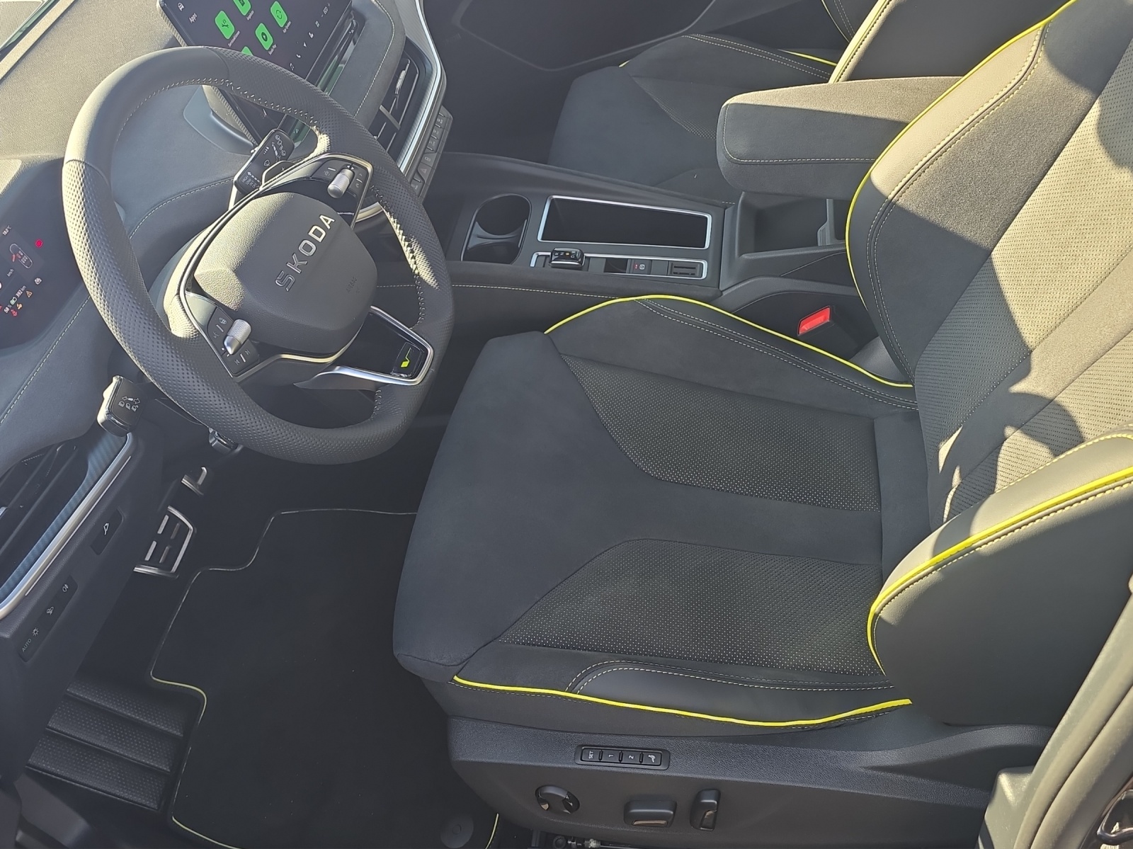 SKODA Enyaq 4x4 RS-showroom-element-3