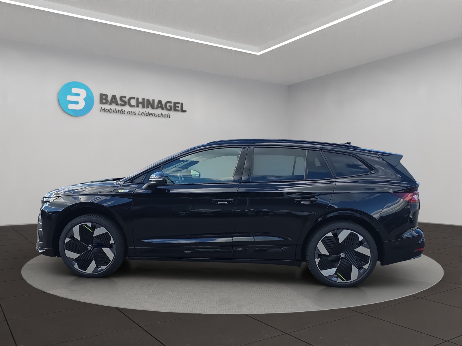 SKODA Enyaq 4x4 RS-showroom-element-1