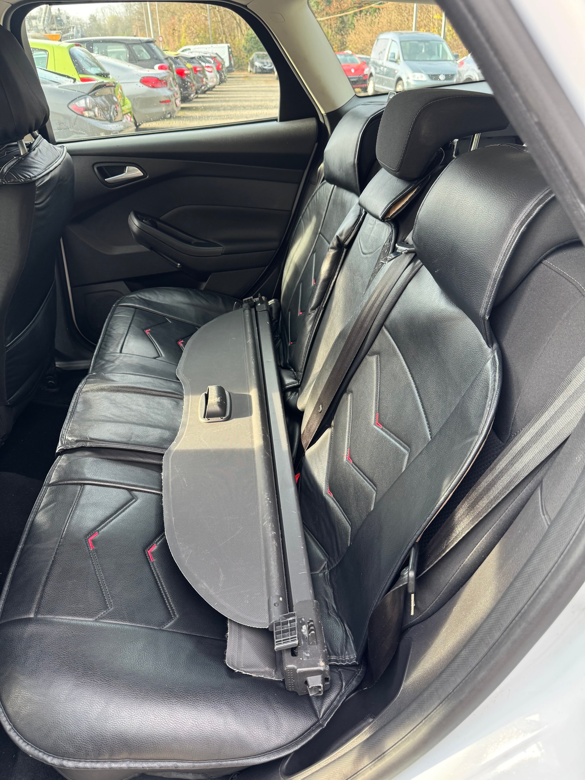 FORD Focus 2.0 TDCi Carving Powershift-image-9