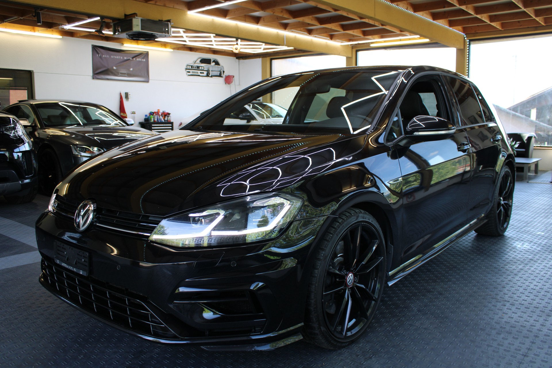 VW Golf 2.0 TSI R 4Motion DSG
