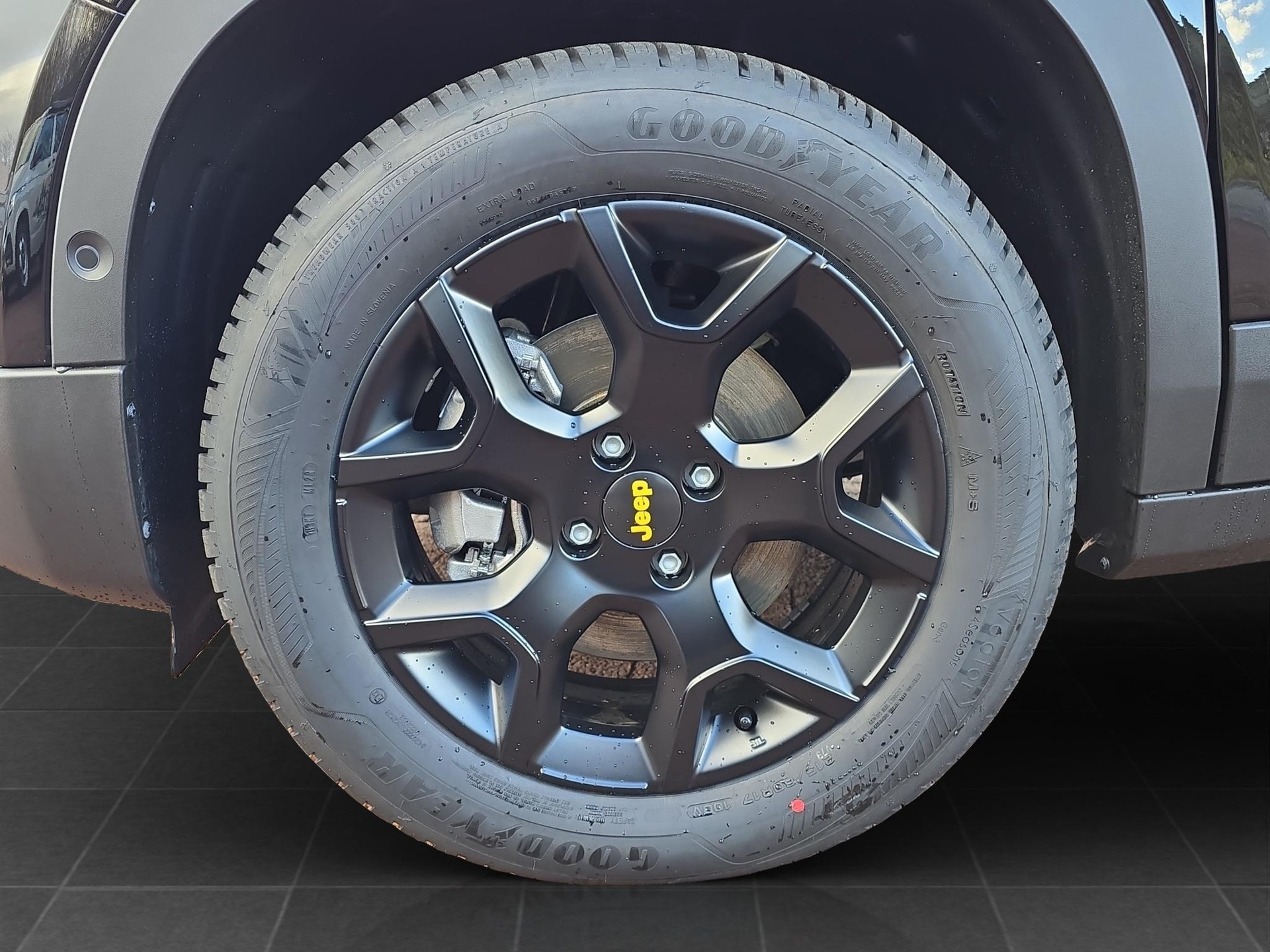JEEP Avenger 1.2 MHEV The North Face 4xe-image-15