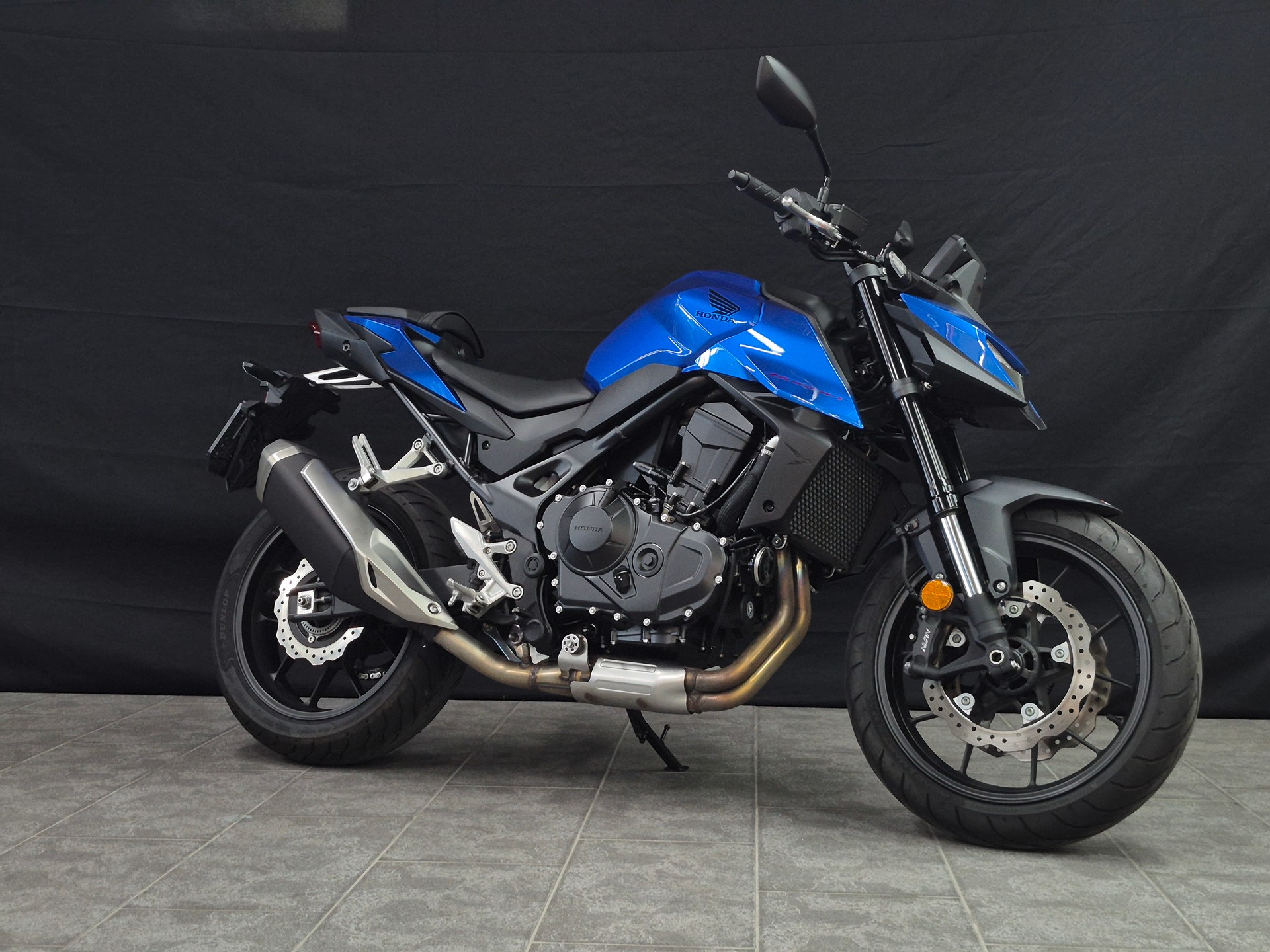 HONDA CB 750 Hornet-showroom-element-3