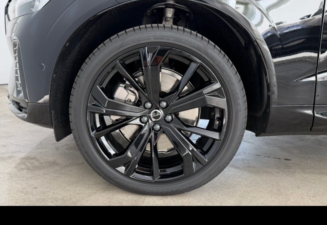 VOLVO XC60 2.0 T6 TE Black Edition e-image-5