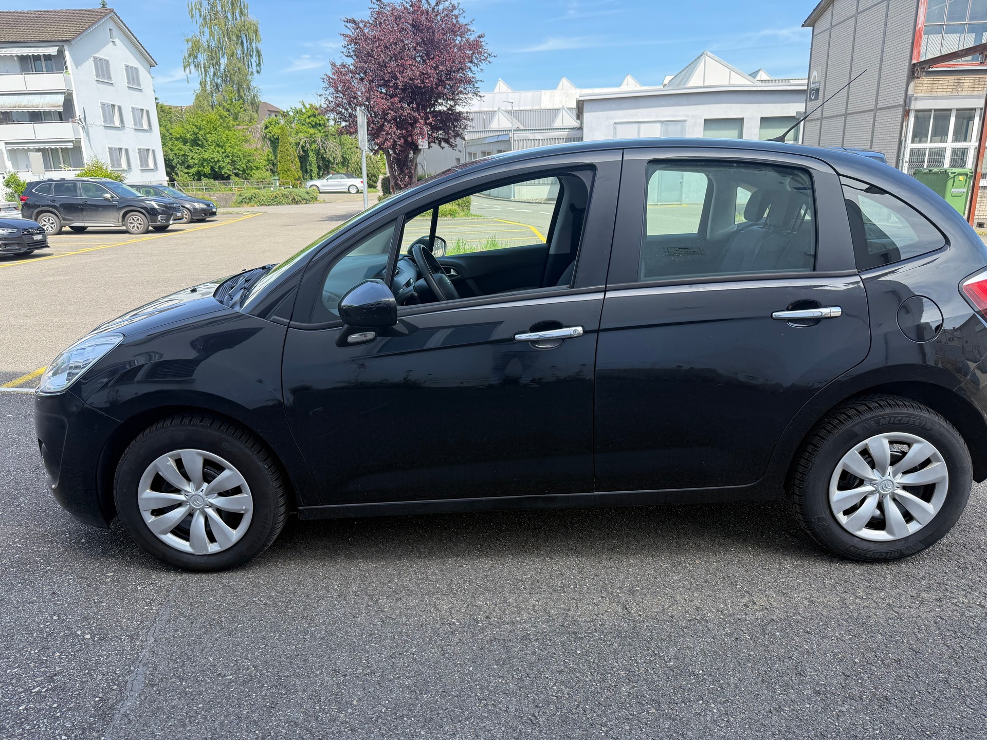 CITROEN C3 1.4i Attraction-image-3